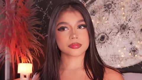 ShaniaDaniels online show from 12.18.25