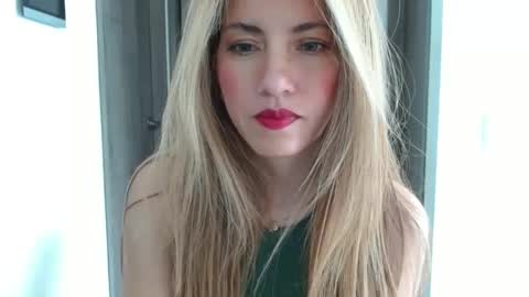 Snapshot of shannon_stonnee33 chatting on 02.12.25 you shannon online show from 02.12.25