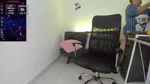 Snapshot of shannonbbw chatting on 01.16.25 SHANNONBBW online show from 01.16.25