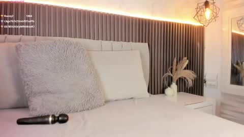 SHANON online show from 11.21.25