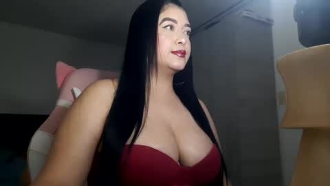 Cami Ortiz independent model online show from 12.18.24