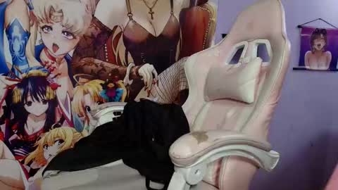 Snapshot of shantalks chatting on 01.18.26 shantalks online show from 01.18.26