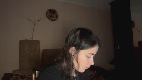 Snapshot of shantellemagnotta chatting on 11.26.25 Shantel online show from 11.26.25