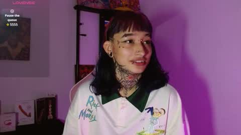 sharaross1 online show from 02.27.26