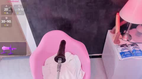 Snapshot of sharlotthe_bigass chatting on 02.18.26 sharlotthe_bigass online show from 02.18.26