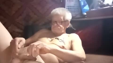 Snapshot of sharoc666 chatting on 12.10.24 Shamroc online show from 12.10.24