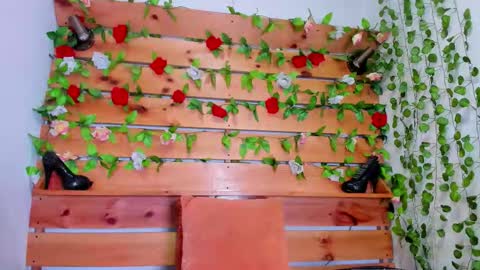 Snapshot of sharol_heart_ chatting on 09.15.25 Sharol online show from 09.15.25