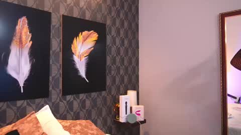 Sharom  online show from 10.08.25