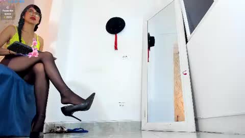 Snapshot of sharon_leather chatting on 06.13.26 sharon_leather online show from 06.13.26