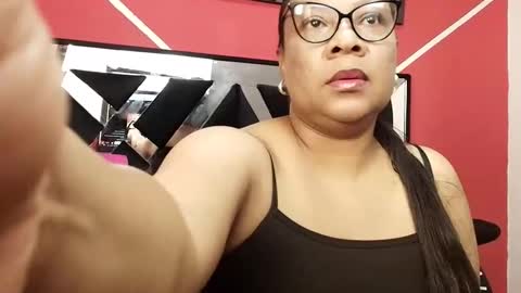 Sharon Noa online show from 02.20.26