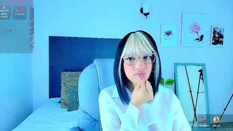 Snapshot of sharon_rosse__ chatting on 09.24.25 sharon_rosse__ online show from 09.24.25