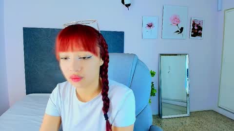 Snapshot of sharon_rosse__ chatting on 10.08.25 sharon_rosse__ online show from 10.08.25