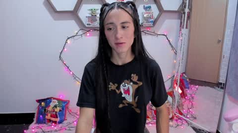Sharon online show from 12.22.24