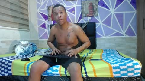 sharonx_morex online show from 04.04.26