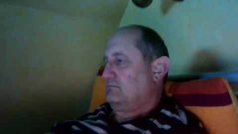 Snapshot of sharpshoder chatting on 03.07.25 Peter online show from 03.07.25