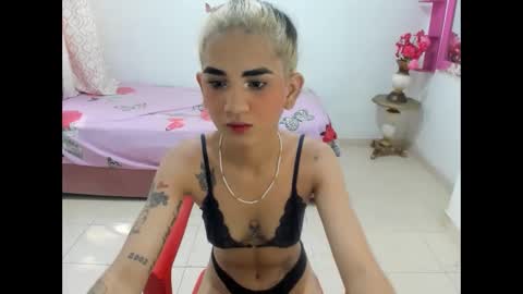 Snapshot of shary_lan chatting on 04.12.26 shary_lan online show from 04.12.26