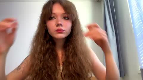 Elizabeth online show from 04.30.26