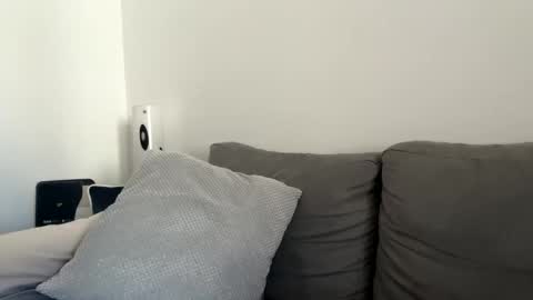 Shayla Davis  online 240 pm - 1000 pm online show from 03.27.26