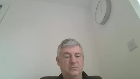 Snapshot of she52 chatting on 01.16.25 she52 online show from 01.16.25