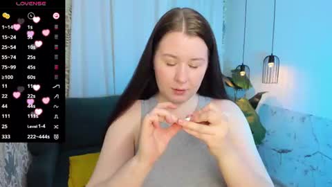 Snapshot of shedar_pretty chatting on 07.29.26 Shedar online show from 07.29.26