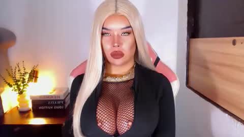 sheenafrost online show from 03.07.26