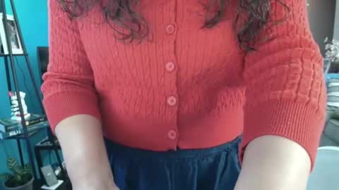 Snapshot of sheilyn_smith chatting on 11.19.25 sheilyn_smith online show from 11.19.25