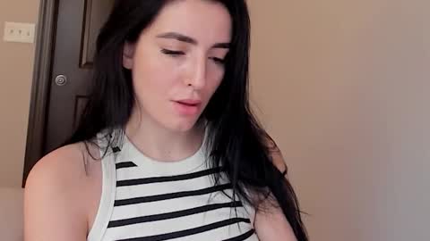 sheisallthat online show from 11.19.25