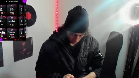 Snapshot of shelby__loveshow chatting on 02.20.25 shelby__loveshow online show from 02.20.25