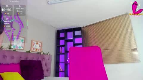 Shelby cute  online show from 11.29.25