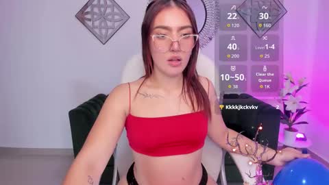 Snapshot of shelby_gix chatting on 10.16.25 shelby online show from 10.16.25