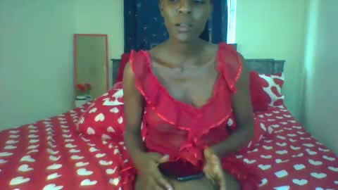 Snapshot of shelia420715 chatting on 02.19.25 shelia420715 online show from 02.19.25
