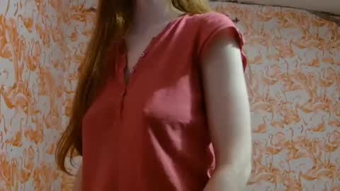 Snapshot of shelikessoymilk chatting on 11.16.25 Erika online show from 11.16.25