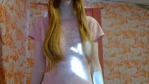 Snapshot of shelikessoymilk chatting on 11.23.25 Erika online show from 11.23.25