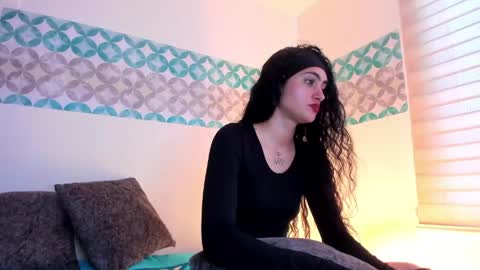 S H E L S Y online show from 04.14.26