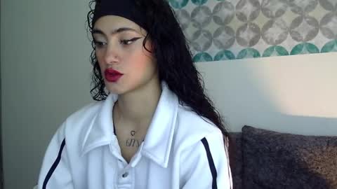 S H E L S Y online show from 04.15.26