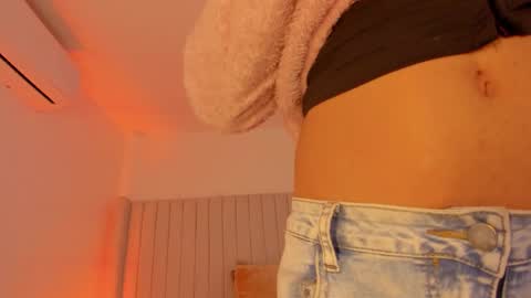 shelynna_azzul online show from 03.27.26