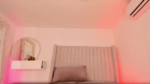shelynna_azzul online show from 06.03.26