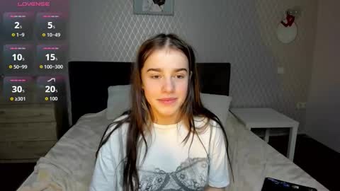 ShelyMoon online show from 09.30.25