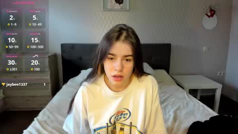 ShelyMoon online show from 10.12.25