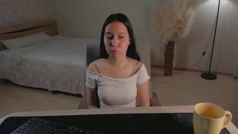 Snapshot of shericehudgins chatting on 11.24.25 Jessica online show from 11.24.25