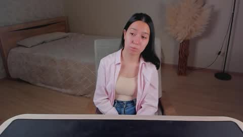 Snapshot of shericehudgins chatting on 11.25.25 Jessica online show from 11.25.25