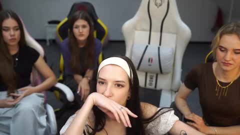 Sheryl online show from 09.10.25