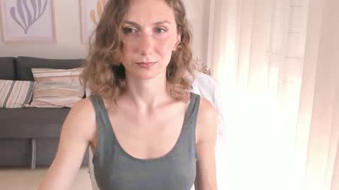 shesleepsnaked online show from 02.08.25