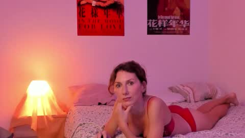 shesleepsnaked online show from 10.21.25