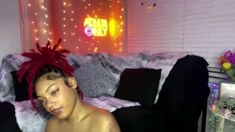 Snapshot of shesonastyy_20 chatting on 12.12.24 Ask about Factime and csh pp online show from 12.12.24
