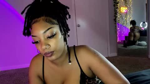 Snapshot of shesonastyy_20 chatting on 10.13.25 Ask about Factime and csh pp online show from 10.13.25