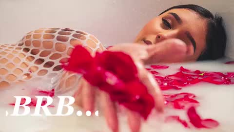 Sheyla Bakerr  online show from 02.09.25