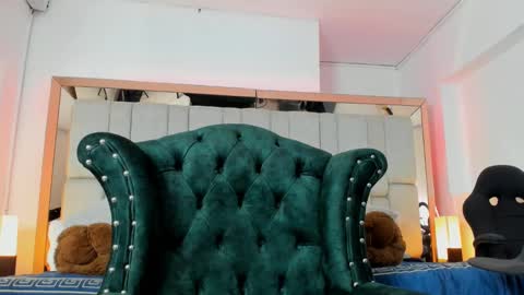 Sheyla Bakerr  online show from 02.20.25