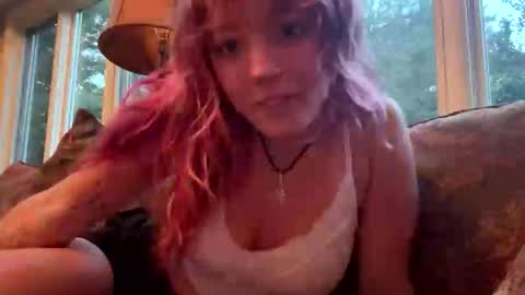 shh_itsmoon online show from 09.23.25