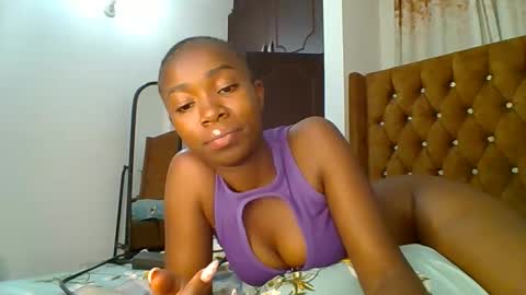 Snapshot of shi_assy chatting on 05.19.26 shi assy online show from 05.19.26